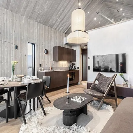 North Eclipse 15a By Hilla *